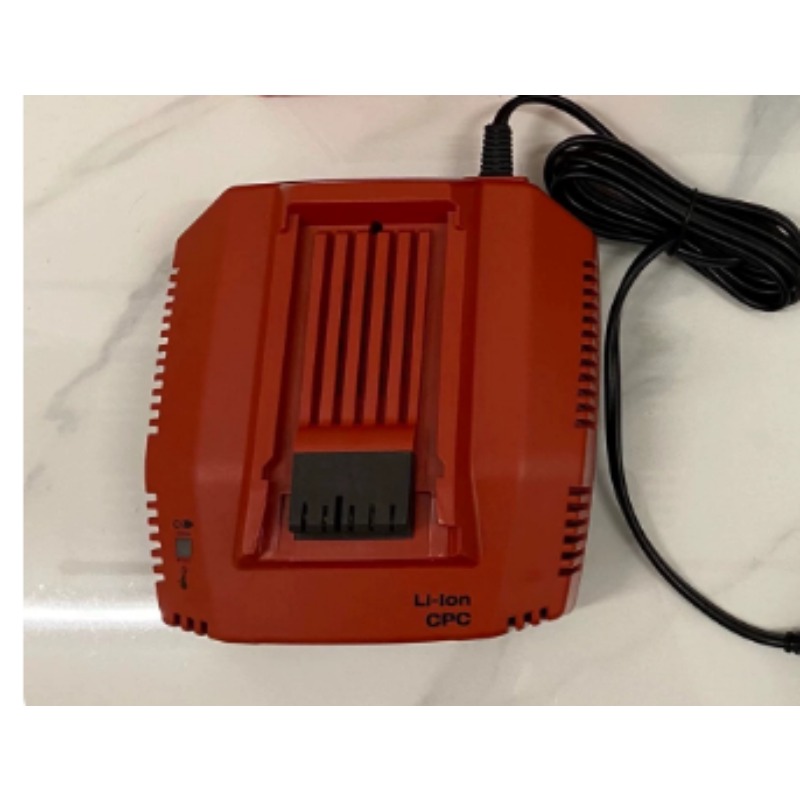 Multi-Voltage Fast Charger C 4 - огляд і ціна Power Tools Voltage